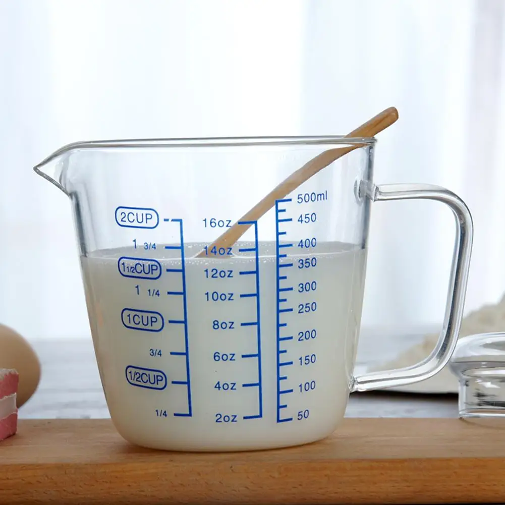 2 5 стакана воды сколько мл. Кувшин мерный, 500 мл. Молоко 500 миллилитров. Кружка молочная мерная. Молоко в мерном стакане.