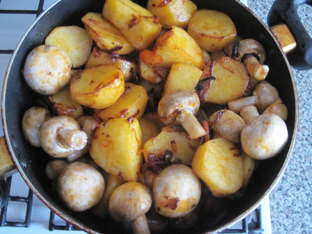 Приготовление картошки с шампиньонами