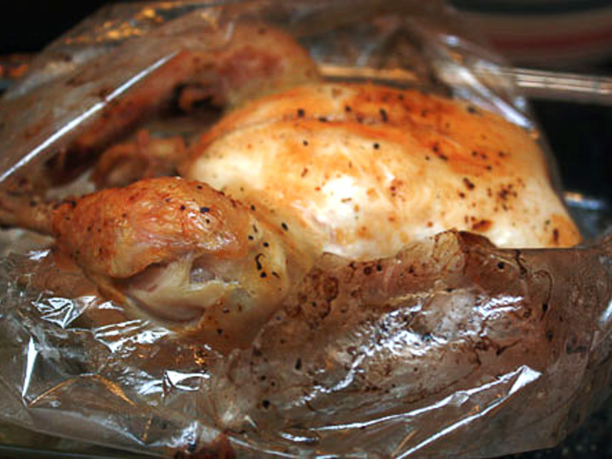 Курица в рукаве в духовке