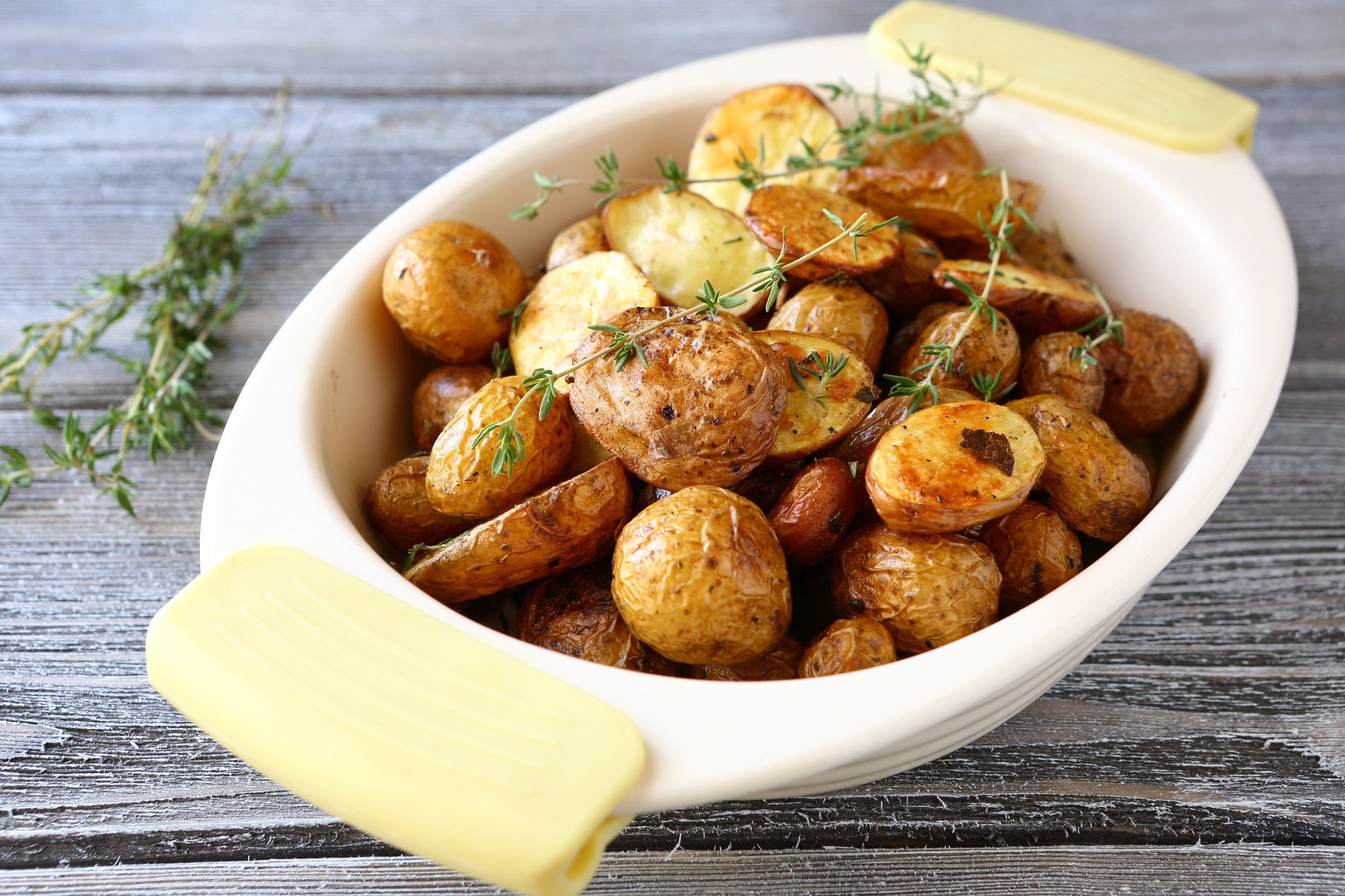 Слово печеный. Печеный картофель. Запеченная картошка. Мелкая картошка в мундире. Запеченная картошка в мундире.