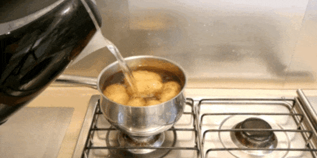 Как и сколько варить картошку в мундире