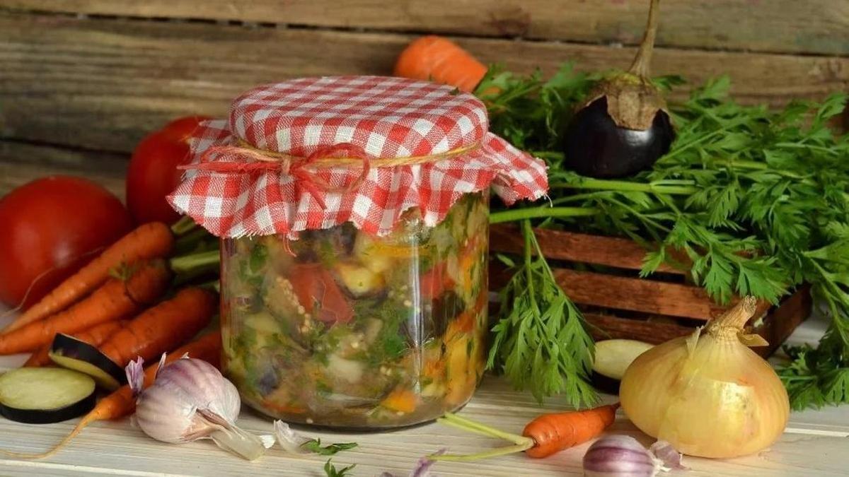 Рецепт вкусной засолки. Осенние заготовки. Заготовки на зиму. Заготовка овощей на зиму. Зимние заготовки из овощей.