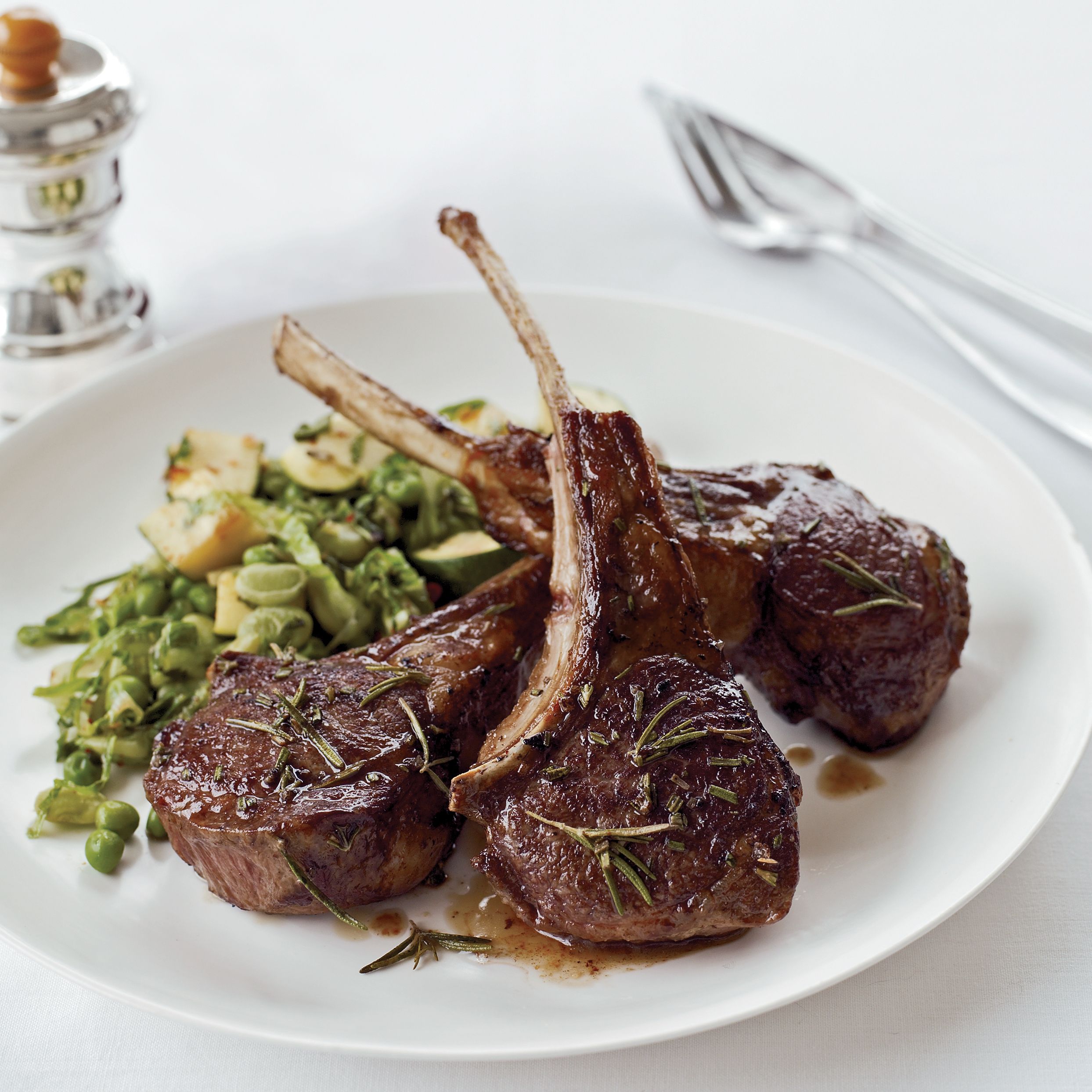 Lamb chops. Ламб Чопс. Бараньи ребрышки тандури. Пирзола баранина.