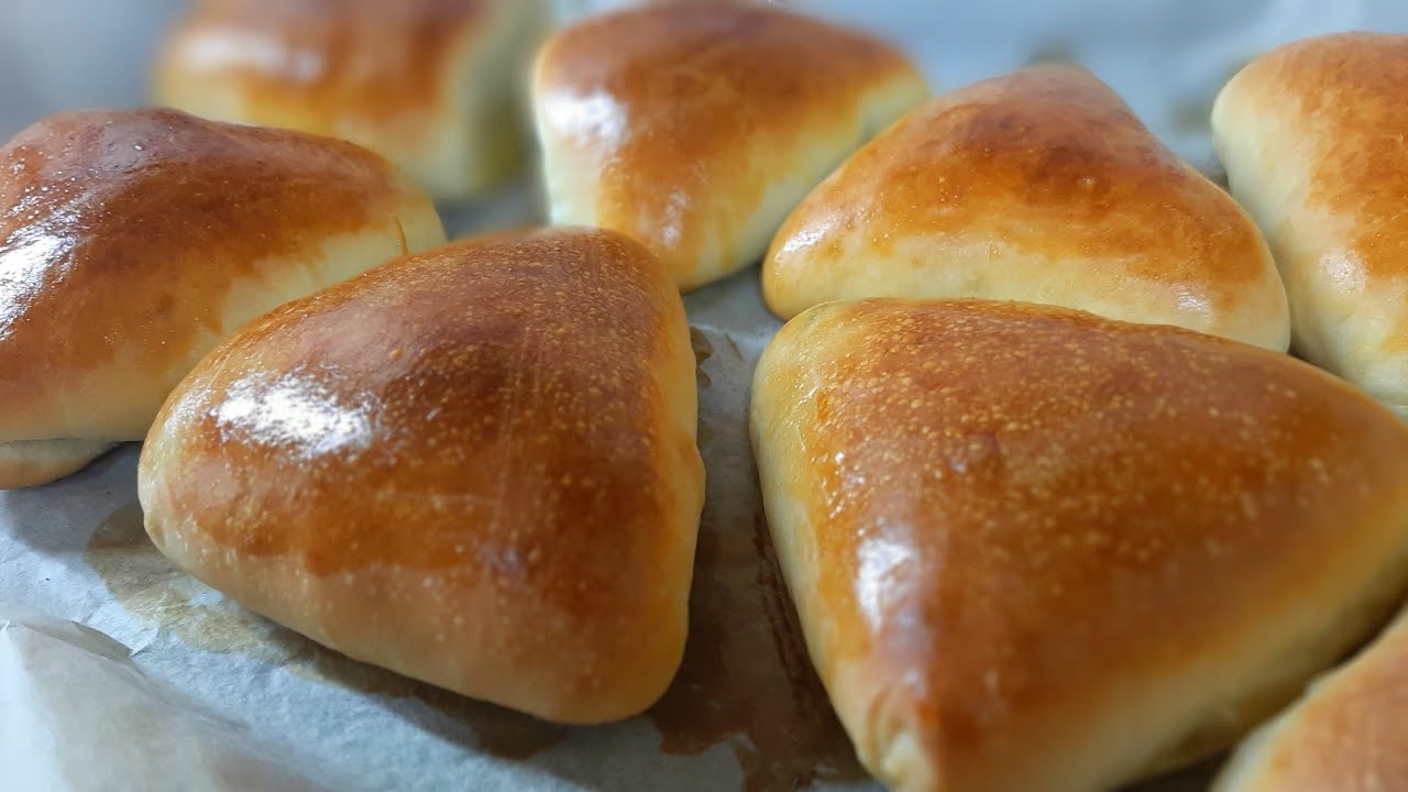 Печеные пирожки с яблоками с сухими дрожжами