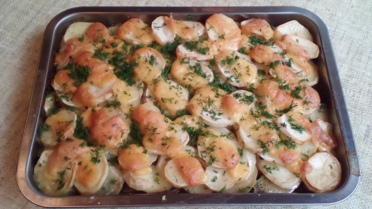 Запеченный картофель в духовке с курицей в духовке рецепт с фото