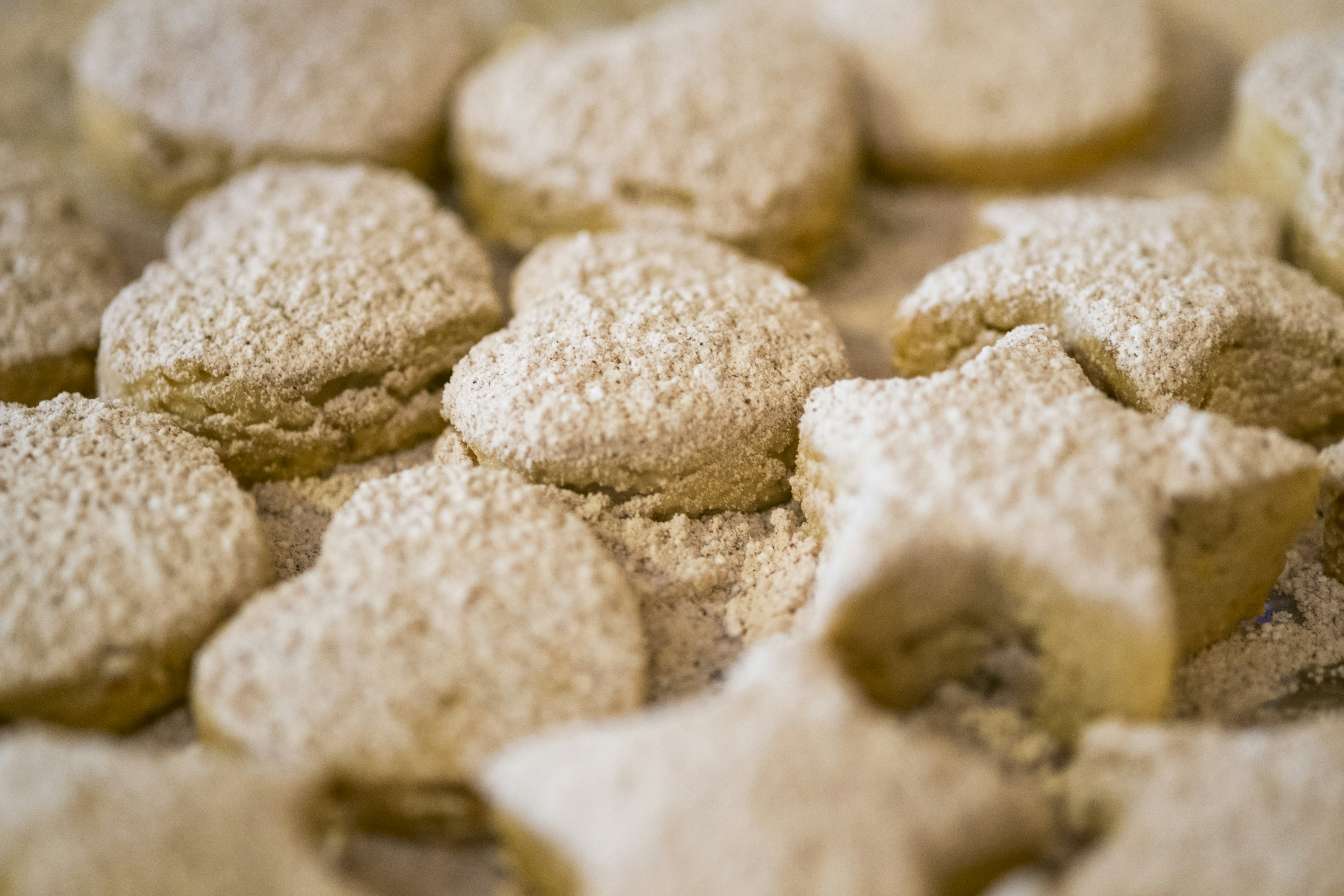 Быстрое песочное печенье на маргарине. Печенье «песочное». Мягкое рассыпчатое печенье. Печенье песочное рассыпчатое. Печенье из песочного теста.