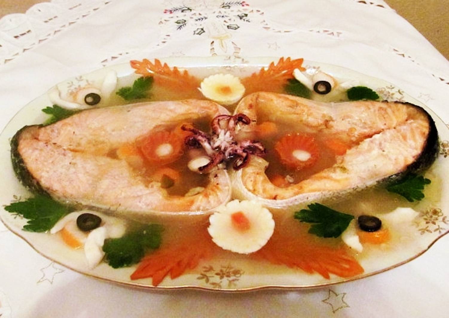 Заливное из сазана рецепт с фото пошагово