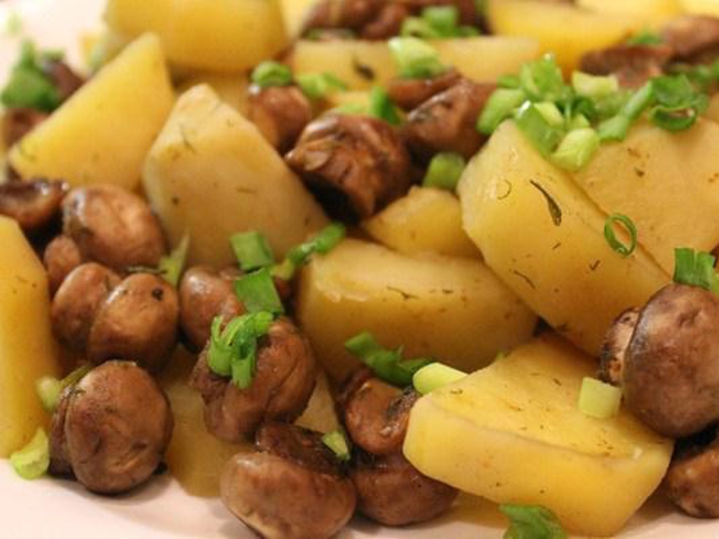 Картошка с шампиньонами в духовке рецепт с фото пошагово