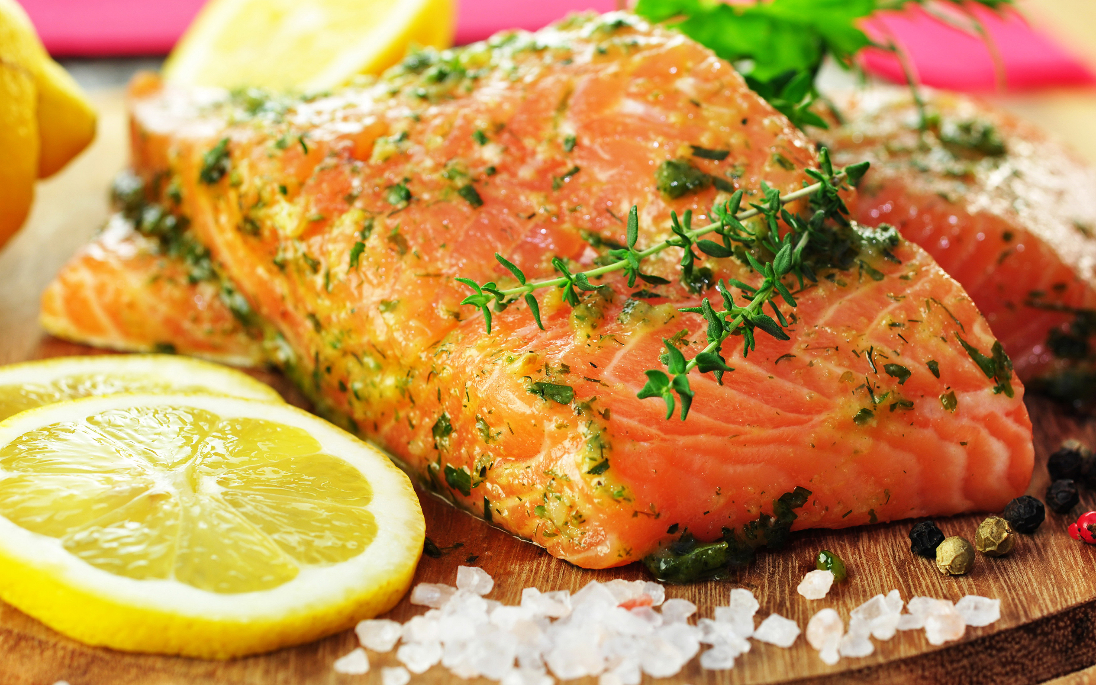 Красная рыба в духовке рецепты фото. Форель Монтенегро блюдо. Блюда из рыбы. Блюдо "рыба". Красивые рыбные блюда.