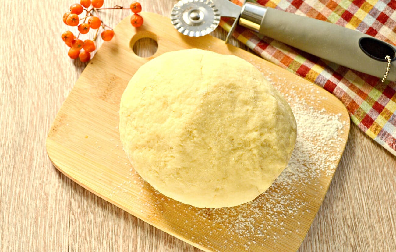 Тесто для пельменей домашних пошаговый рецепт классический для начинающих готовить тесто с фото